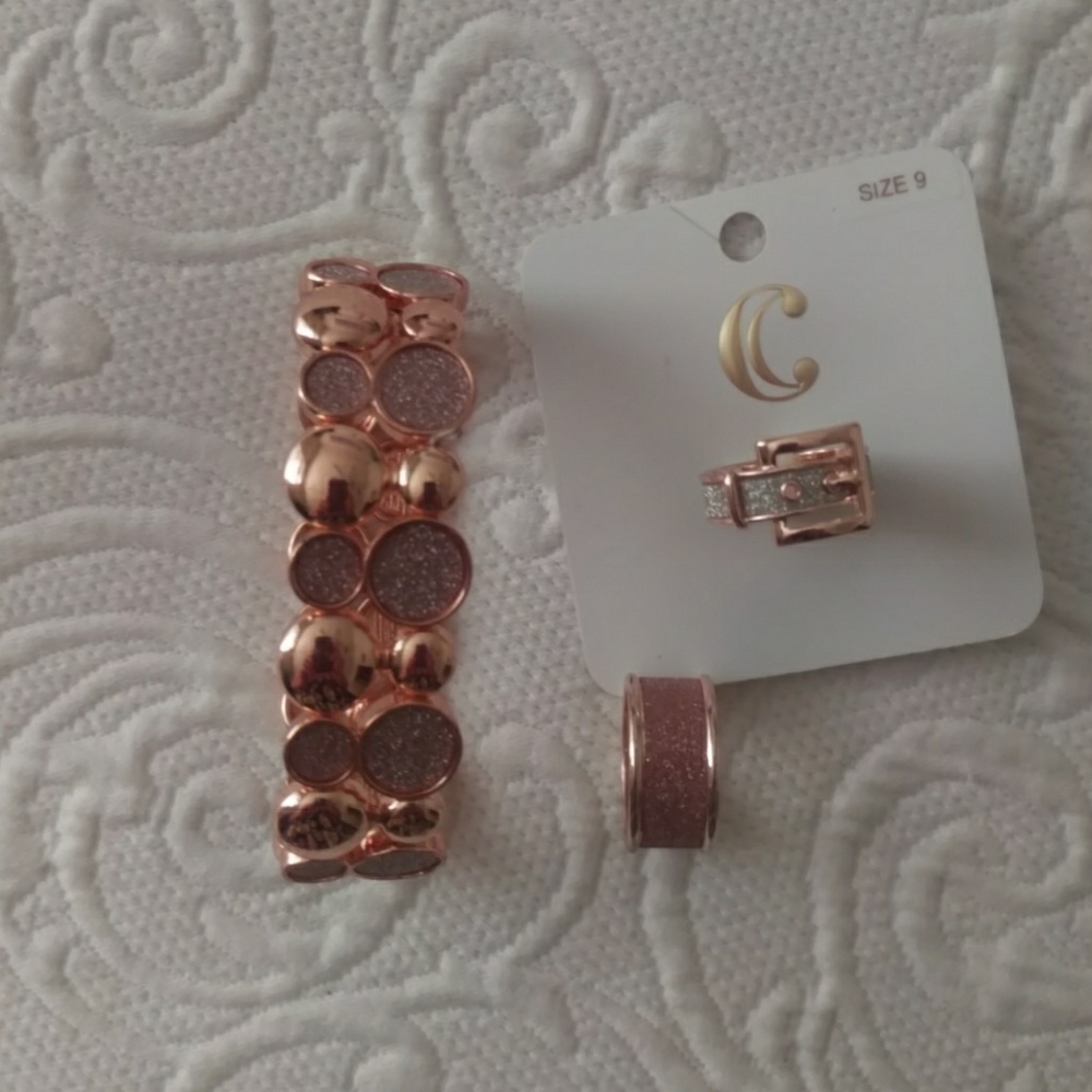 Rings and bracelet